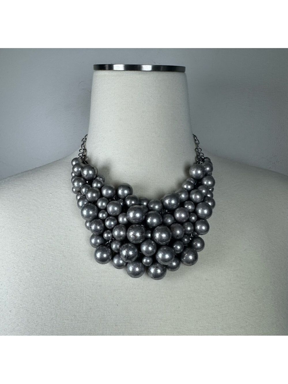 Elegant Silver Beaded Necklace